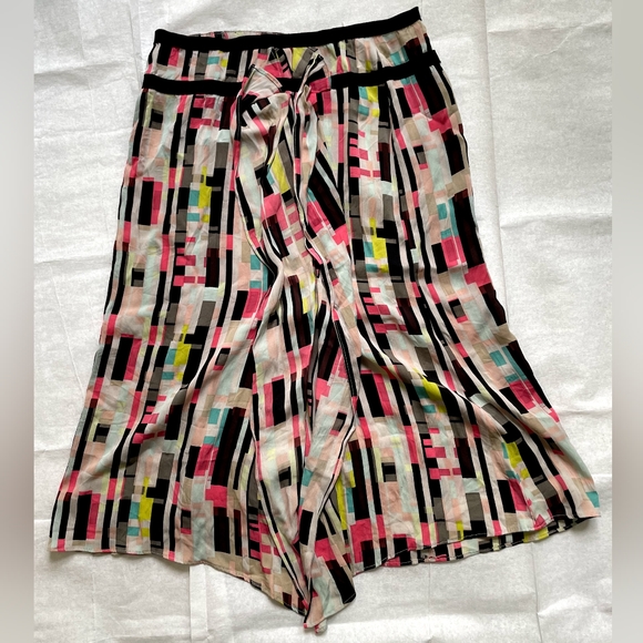 Philippe Adec Dresses & Skirts - Philippe Adec Paris Size 2 Geometric Print Silk Skirt